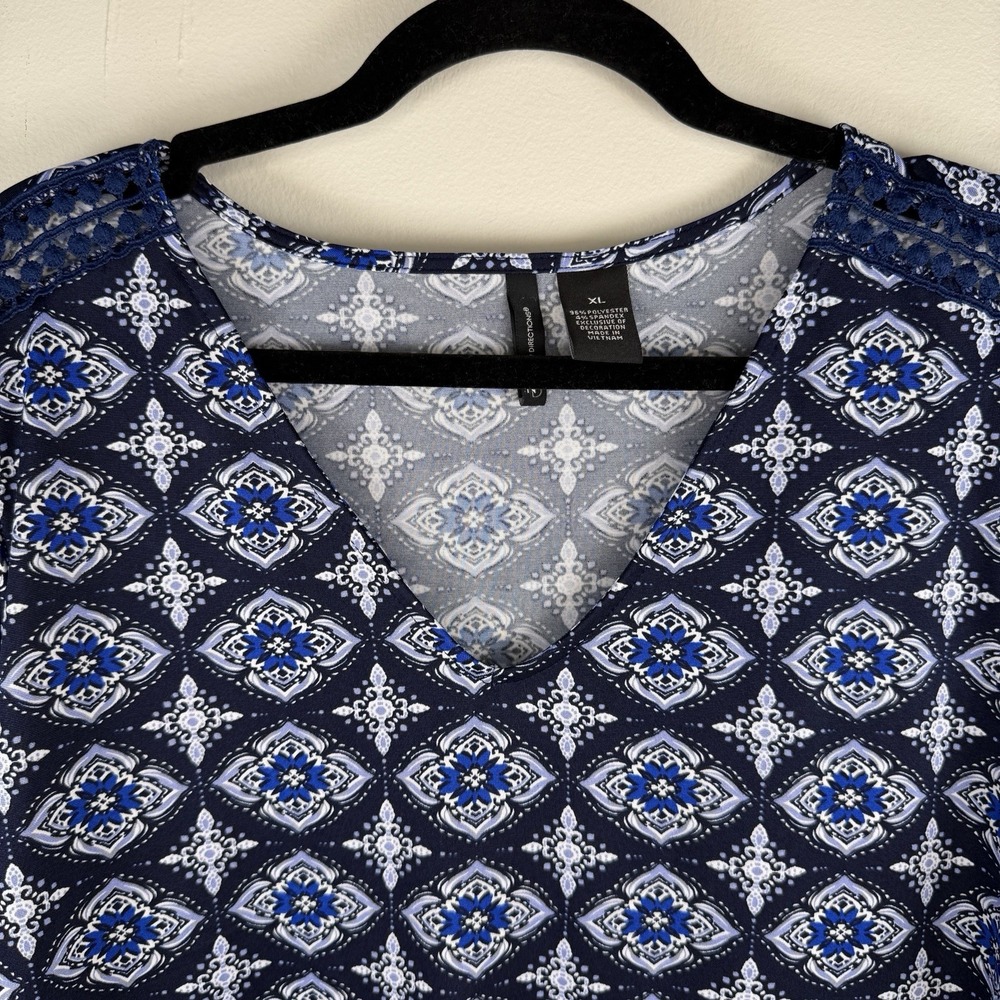 New Directions Tunic XL Blouse Blue and White Print Bell Sleeves Crochet BOHO